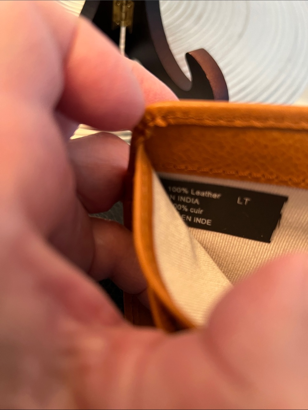 Margot NWOT Caramel Leather Zip Card Wallet - Picture 6 of 9